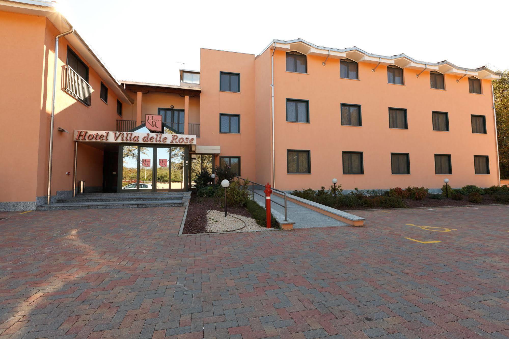 Hotel Villa Delle Rose - Malpensa Oleggio Exterior photo